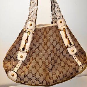 Authentic Gucci Beige/White Canvas Pelham / Medium Shoulder Bag